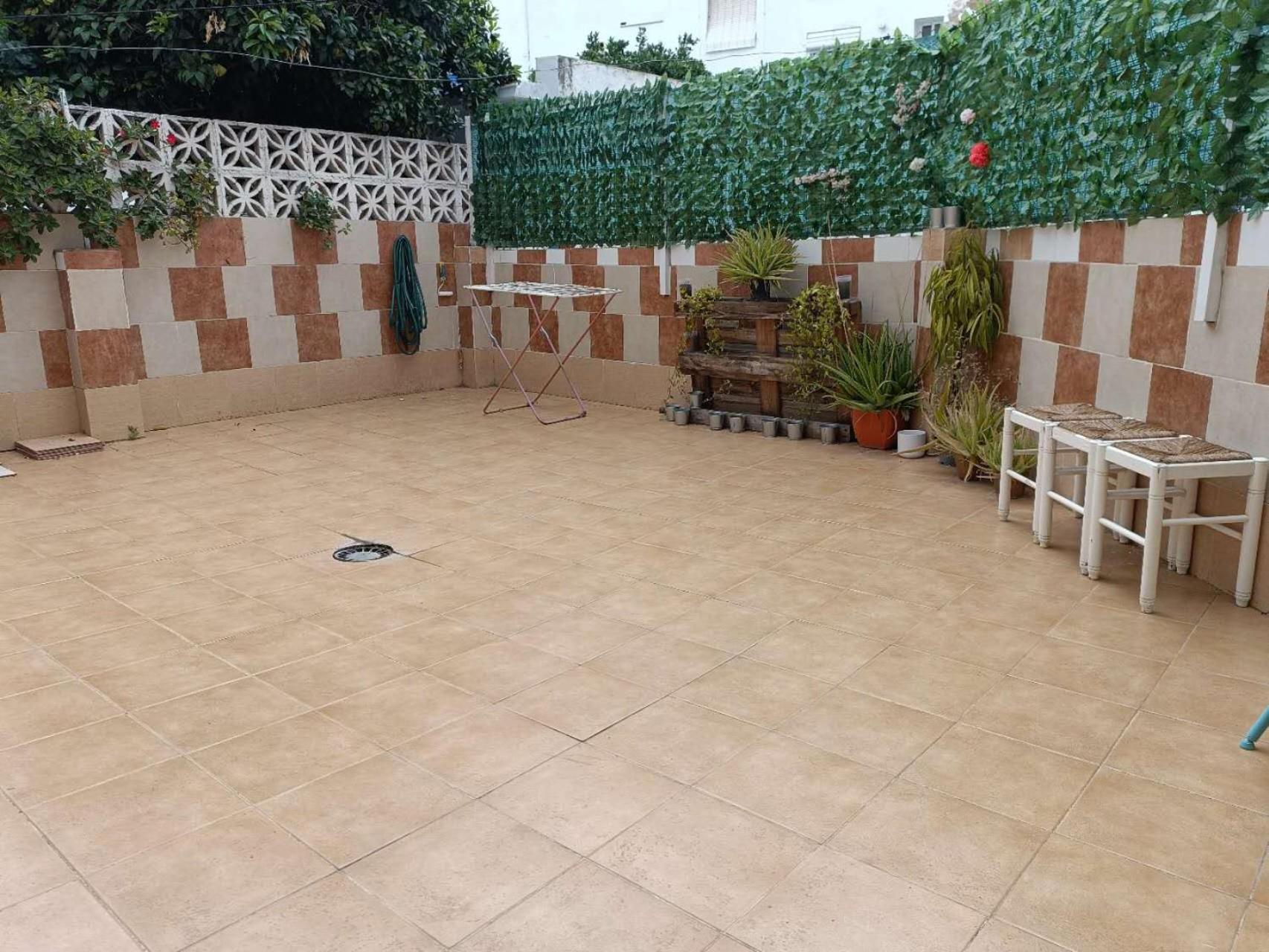 8 Mins Walk To Train Station Cost Youth Apartamento Sevilla